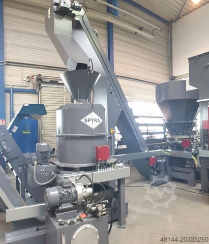 Späneaufbereitungsanlage /Späne Entölung SPYRA Zentrifuge, Spänebrecher, Förderband,...