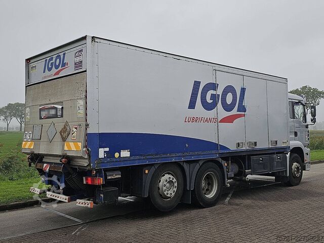 Suitcase MAN 26.390 TGA 6X2 TAILLIFT