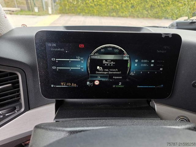 Volumen SZM MERCEDES-BENZ 1848 LL retrader, Doppeltank, Euro 6