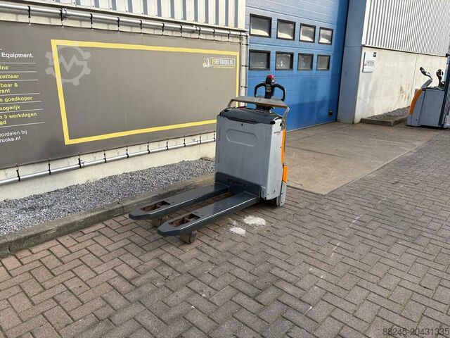 VS-22461 Electric pallet truck Still EXU16 year 2019 STILL EXU16