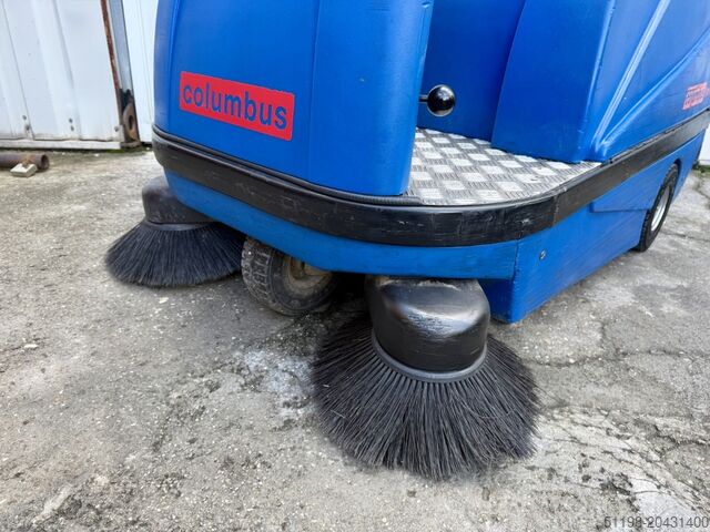 Aufsitzkehrsaugmaschine Stolzenberg Twin Top TT 1100 / E Aufsitzkehrmaschine