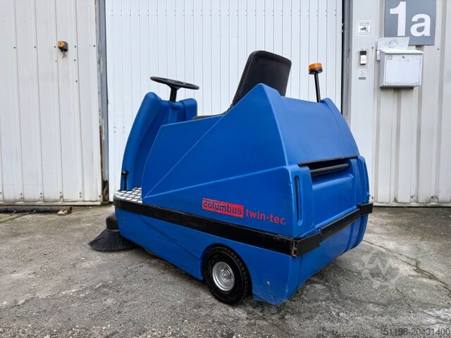 Aufsitzkehrsaugmaschine Stolzenberg Twin Top TT 1100 / E Aufsitzkehrmaschine