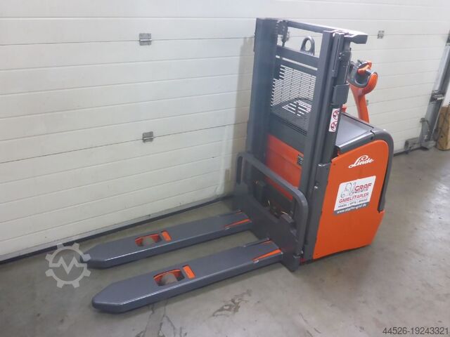 High Lift stacker Linde L14