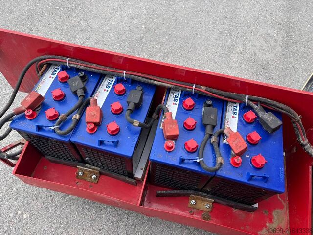 Scherenhebebühne Iteco IT8290 10,15m Scherenarbeitsbühne *Akkus NEU*