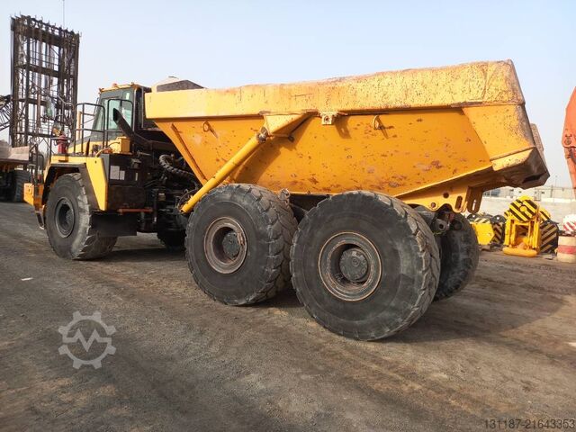 Dumper Komatsu HM400-3R (4 pcs available in Abu Dhabi)