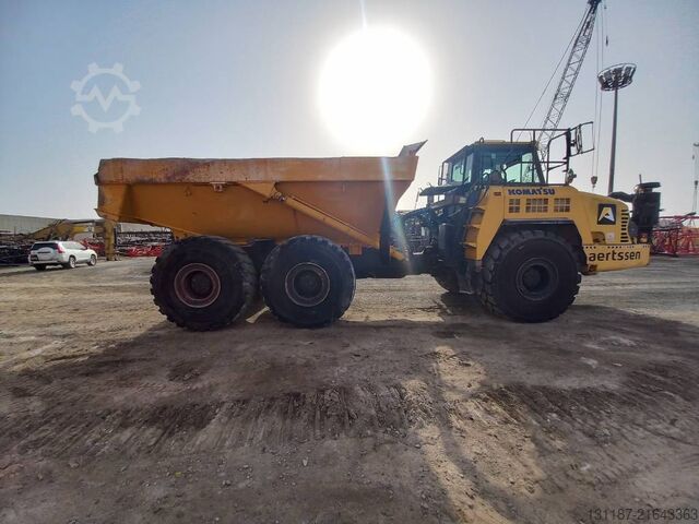 Dumper Komatsu HM400-3R (4 pcs available in Abu Dhabi)