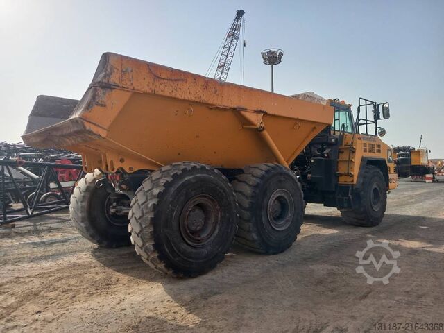 Dumper Komatsu HM400-3R (4 pcs available in Abu Dhabi)