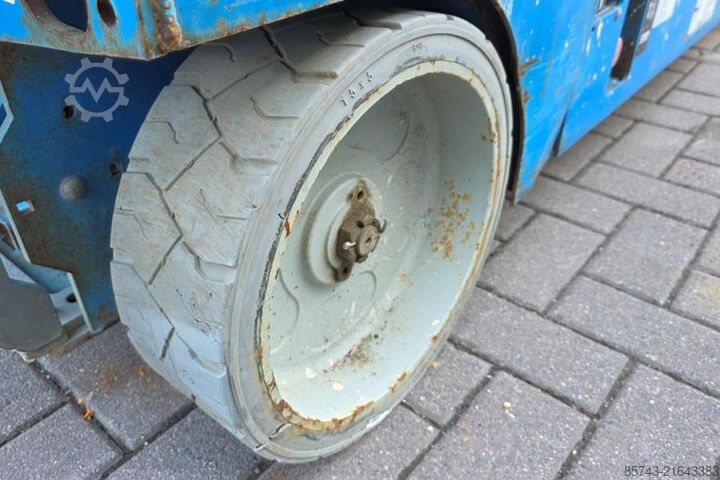 Scissor lift Genie GS2632 Electric, 10m Working Height, 227kg Capacit