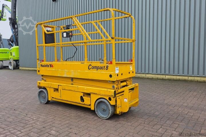 Scherenhebebühne Haulotte Compact 8 As-Is, Electric, 8m Working Height, 350k