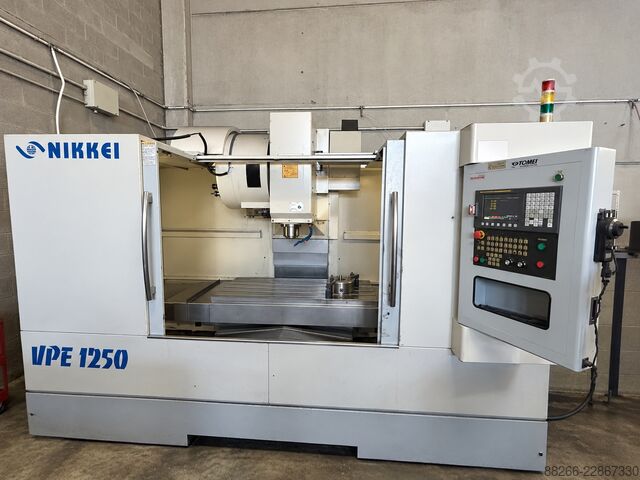 Universal machining center NIKKEI VPE 1250