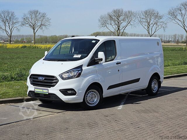 High-roof van FORD TRANSIT CUSTOM 2.0 L2H1 Navi Trekhaak!