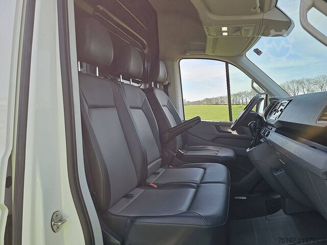 High-roof van VW CRAFTER 35 2.0 L3H3 140Pk Automaat!