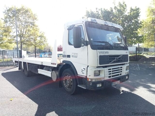 Flat-bed Truck Volvo FM6229A