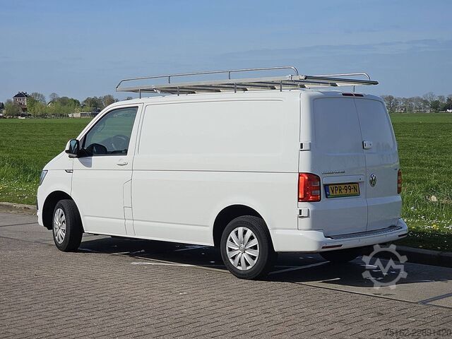 High-roof van VW TRANSPORTER 2.0 TDI L1H1 150Pk Automaat!