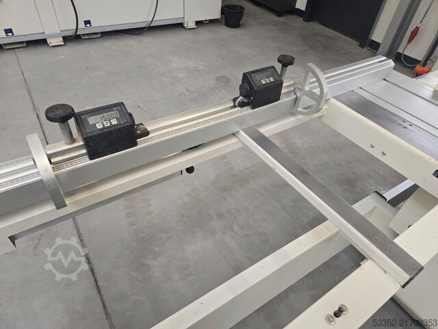 Sliding table saw SCM Si3