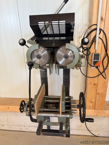 Zapfenfräsmaschine Makita 5500S