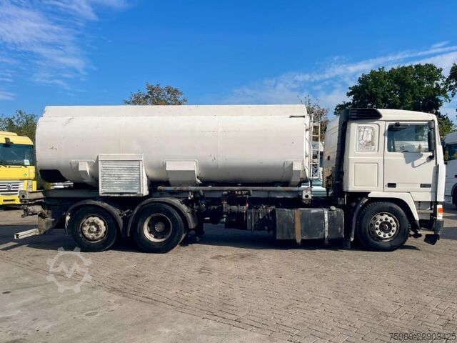 Tankwagen Volvo F 12 15000 L 3 COMPARTMENTS, HANDGESCHAKELD, ADR