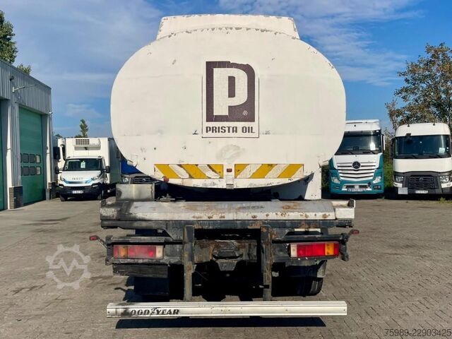 Tankwagen Volvo F 12 15000 L 3 COMPARTMENTS, HANDGESCHAKELD, ADR
