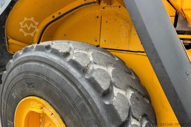 Other VOLVO L180G