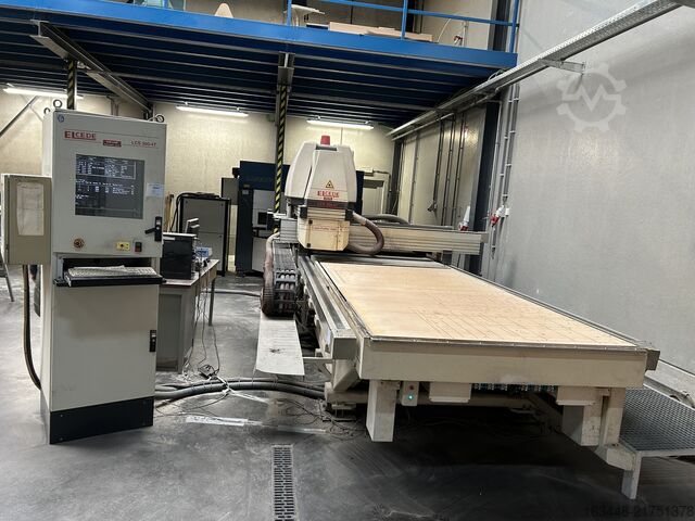 Universal milling and boring machine CNC MACHINE ELCEDE
