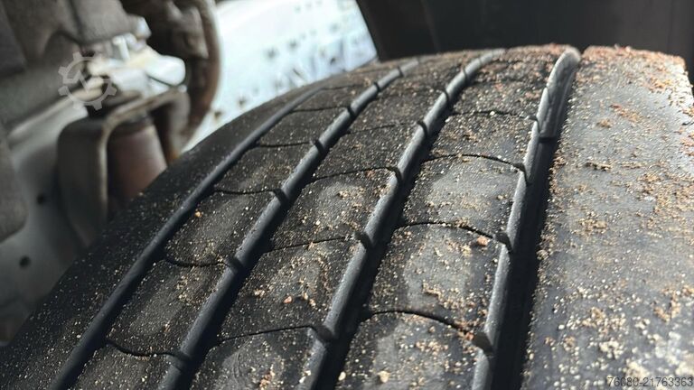 Tanker MAN 25.292 (19220 L / 3 COMPARTIMENTS / 6X2 / MANUA...