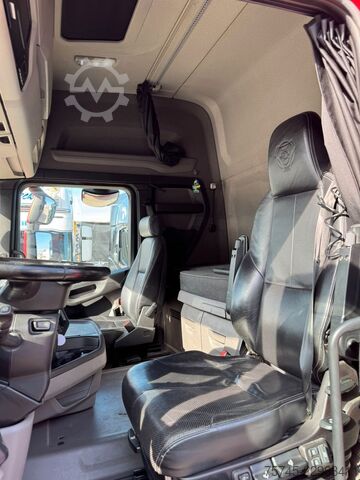 Standard SZM SCANIA R460 * STANDKLIMA * LEDER * 2 X TANK * 1. HAND *