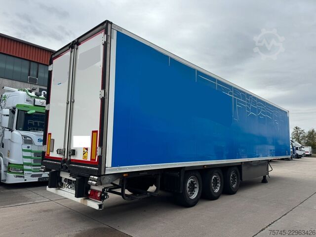 Kühlauflieger SCHMITZ CARGOBULL SCB*S3T * DOPPELSTOCK * LIFTACHSE * 2,50 M BREIT