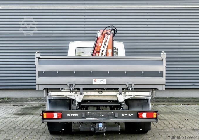 Three-way tipper with crane Iveco Daily 70C18 HA8 Kipper Kran