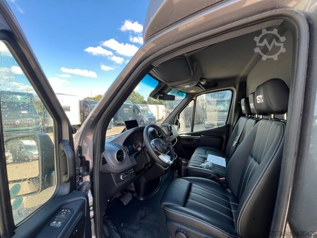 Livestock transporter MERCEDES-BENZ STX Sprinter  3.500KG  Haras Hengste
