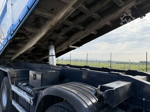Three-sided tipper truck MAN 41.480 TGA KIPPER 20cbm 8x4 40Ton