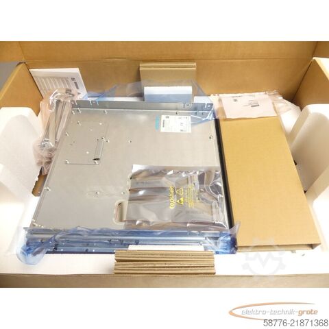 Component Siemens 6FC5203-0AF04-0AA0 Bedientafelfront SN: LBM9637587 --