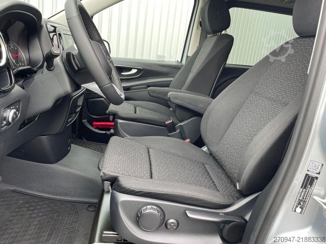 Minibus MERCEDES-BENZ Vito 116 Tourer PRO 4x4 lang STANDHZ AHK PDC KAM