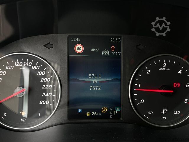 Minibus MERCEDES-BENZ Vito 116 Tourer PRO 4x4 lang STANDHZ AHK PDC KAM