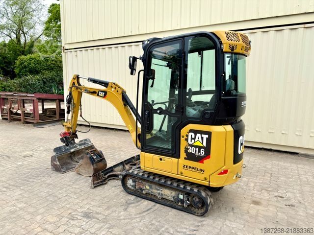 Mini excavator CATERPILLAR 301.6 / 2019 BJ / 1.435 H / 2 x Löffel / MS01