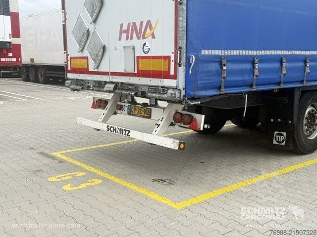 Open semitrailer with tarp Schmitz Cargobull Curtainsider Standard Getränke
