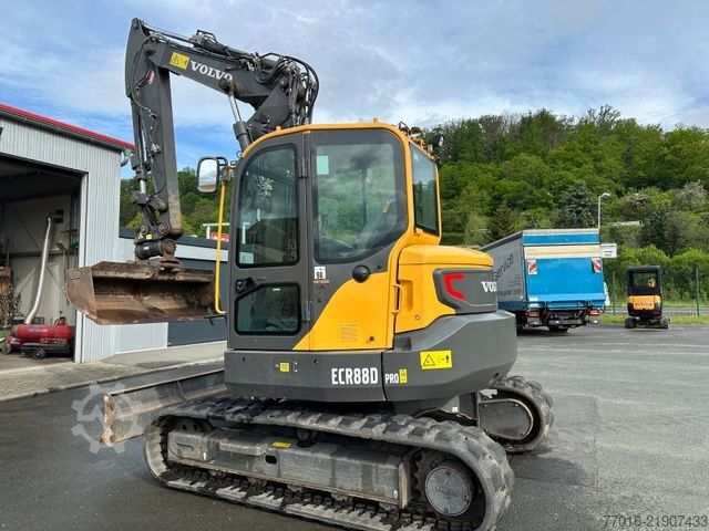 Chain excavator VOLVO EC88D,Verstellausleger,Powertilt,Klima, 3 Löffel