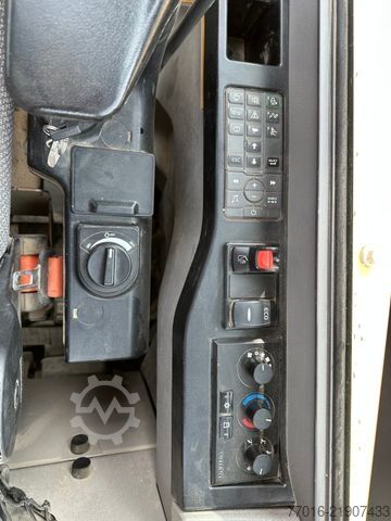 Chain excavator VOLVO EC88D,Verstellausleger,Powertilt,Klima, 3 Löffel