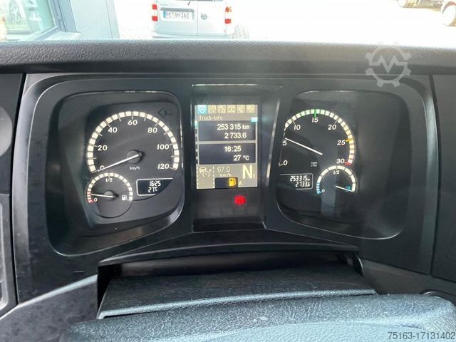 Box truck MERCEDES-BENZ Antos 1830 L nR 4x2 Standardkoffer LBW LBW 2to+F