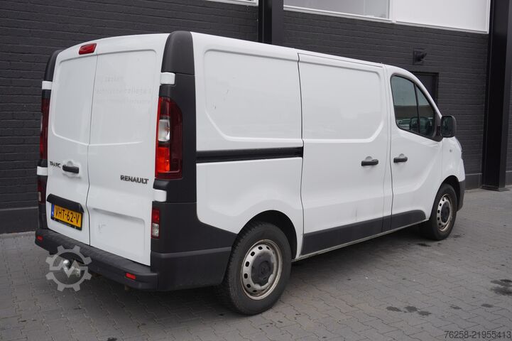 Delivery van Renault Trafic 2.0 dCi 120PK EURO 6 - Airco - Navi - Cr...