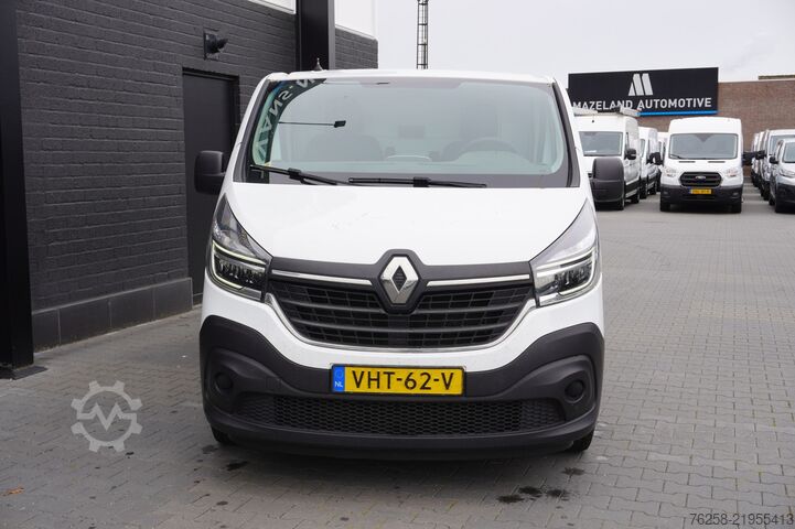 Delivery van Renault Trafic 2.0 dCi 120PK EURO 6 - Airco - Navi - Cr...