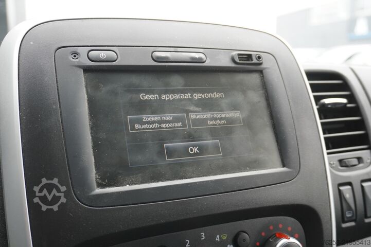 Delivery van Renault Trafic 2.0 dCi 120PK EURO 6 - Airco - Navi - Cr...