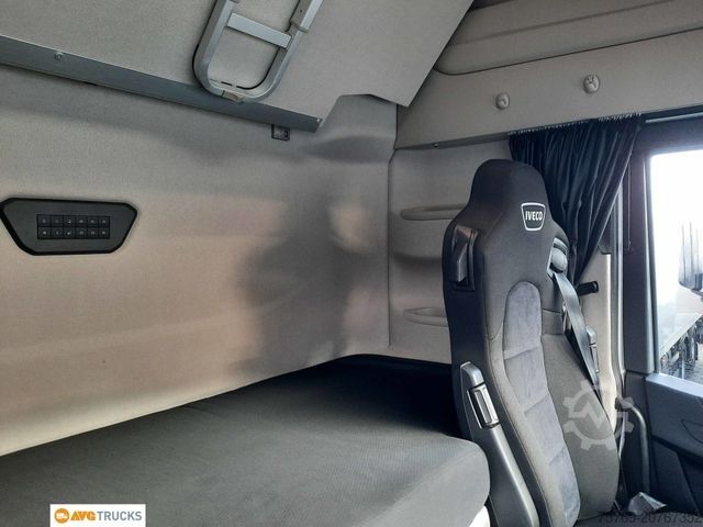 Standard SZM IVECO S-WAY 530 Intarder Standklima 2xTank