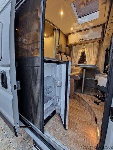 Kastenwagen Wohnmobil / Campervan PÖSSL Roadstar 600 L Automat 180PS