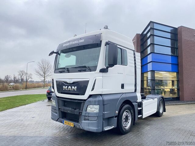Standard tractor MAN TGX 18.440 / 2x Tank / EURO 6 / NL Truck