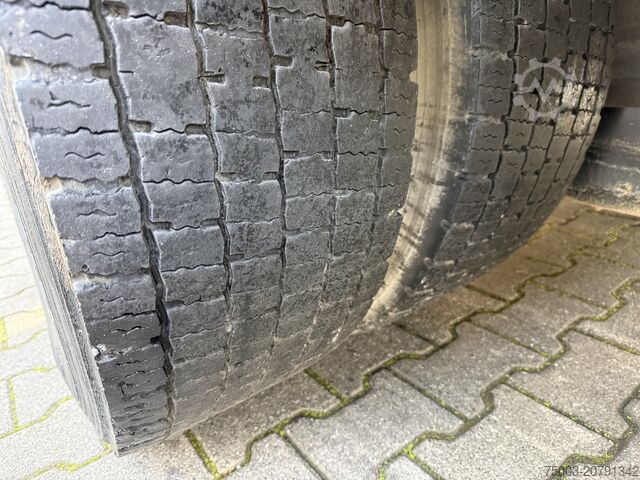 Dreiseitenkipper LKW Scania G450 8X2*6 Kipper Kran HMF 2620 K5