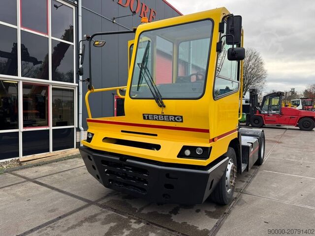 Terminal tractor Terberg YT 182
