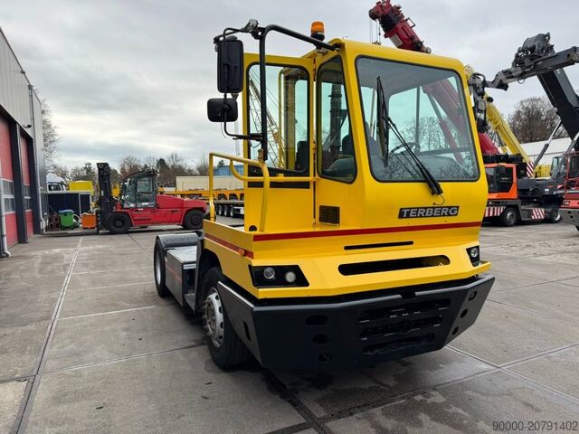 Terminal tractor Terberg YT 182