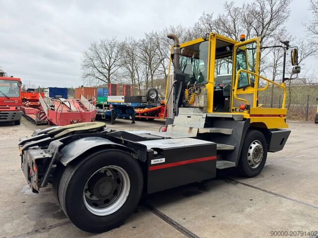 Terminal tractor Terberg YT 182