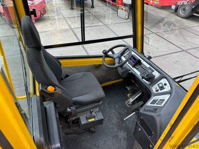 Terminal tractor Terberg YT 182