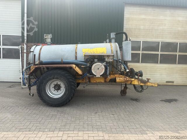 Manure spreader  Enkelas waterwagen - Gebruikt